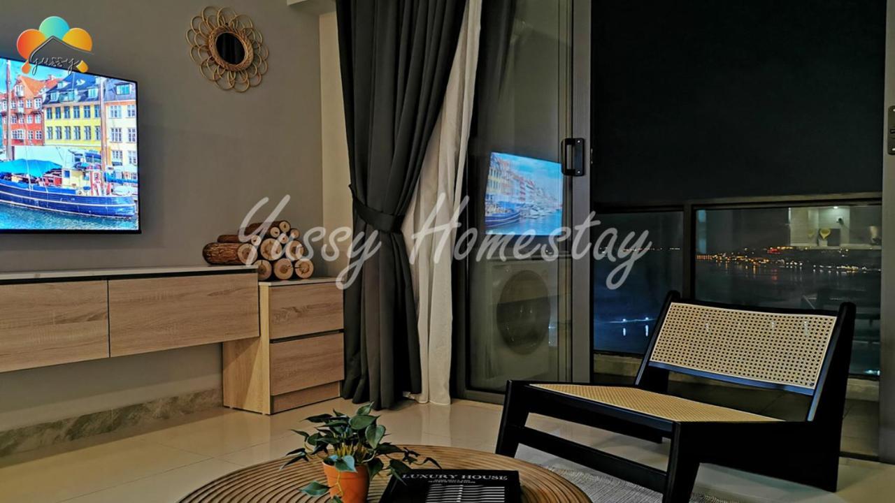 Yussy 2 Bedrooms Condo At R&F Princess Cove Johor Bahru Exterior photo